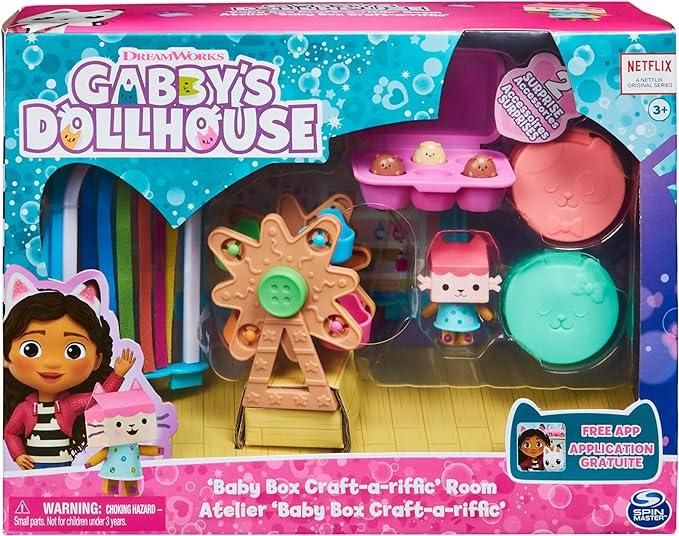 Gabby`s Dollhouse DeluxeRoomSetCraftRoom, Multicolore, 6064151