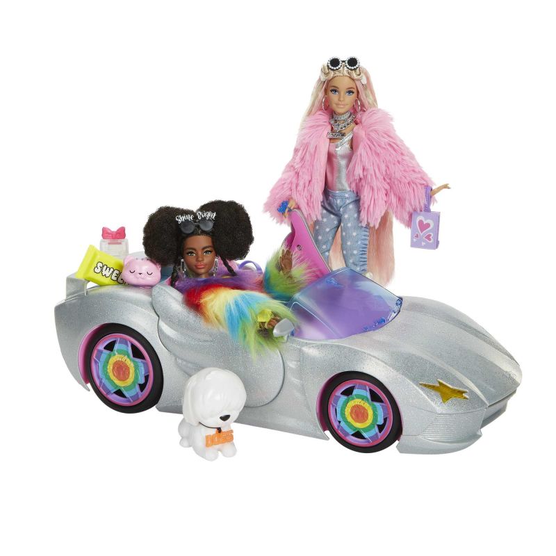 Bambola-Barbie Extra, 1 veicolo,2 bambole,2 cuccioli,7 abiti,2 paia di scarpe, 14 accessori-Mattel-Eta 3+